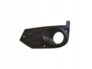 ZAŚLEPKA ZDERZAKA IVECO DAILY 14> PRZÓD LE Z OTWOREM NA HALOGEN